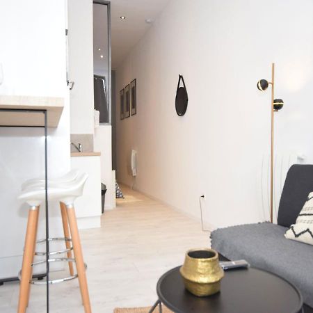 شقة Hyper Centre Valenciennes - Wifi - Terrasse - Tramway - Lerelaisdodile2 المظهر الخارجي الصورة