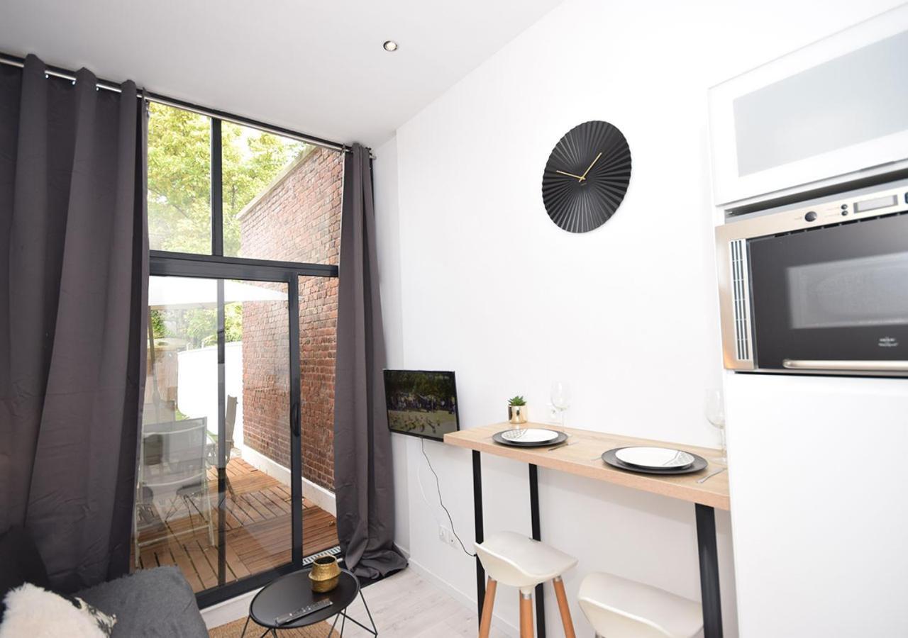 شقة Hyper Centre Valenciennes - Wifi - Terrasse - Tramway - Lerelaisdodile2 المظهر الخارجي الصورة