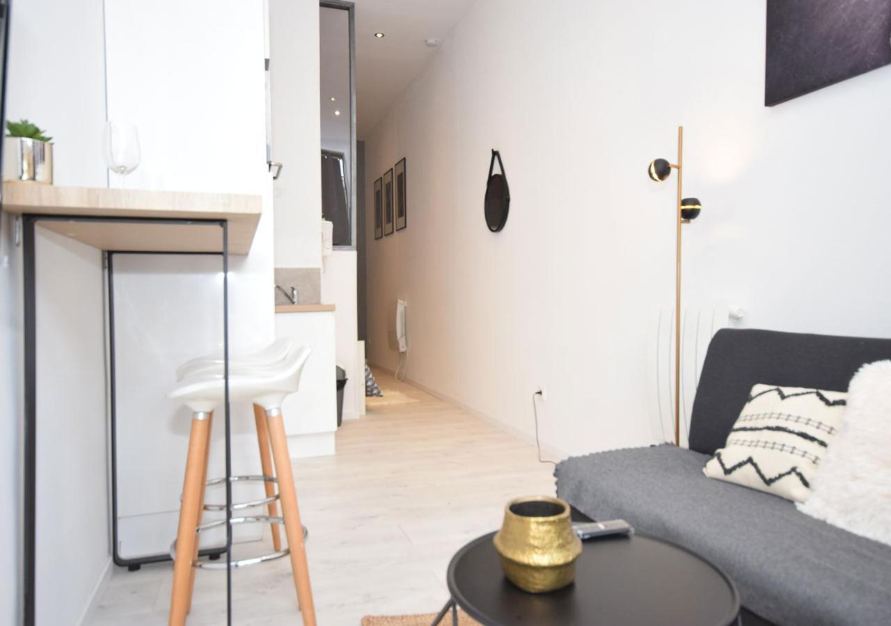 شقة Hyper Centre Valenciennes - Wifi - Terrasse - Tramway - Lerelaisdodile2 المظهر الخارجي الصورة